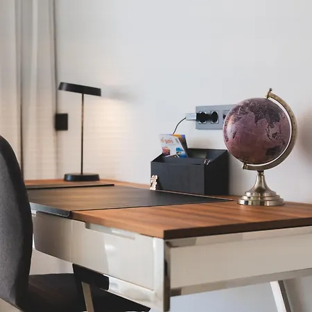 Apartament Designer Loft With Pool, With Gigantic Terrace And Private Parking & In The Centre Costa Adeje (Tenerife)