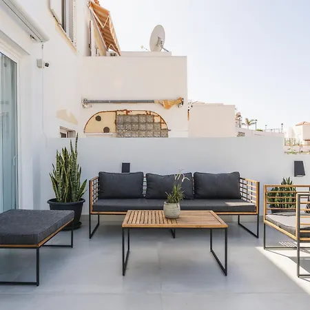 Designer Loft With Pool, With Gigantic Terrace And Private Parking & In The Centre Costa Adeje (Tenerife)