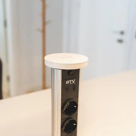 Apartman Designer Loft With Pool, With Gigantic Terrace And Private Parking & In The Centre